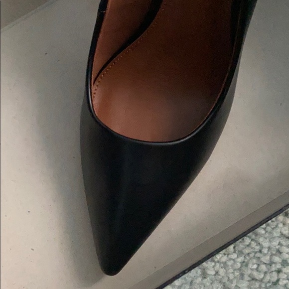 High heels - Picture 4 of 5